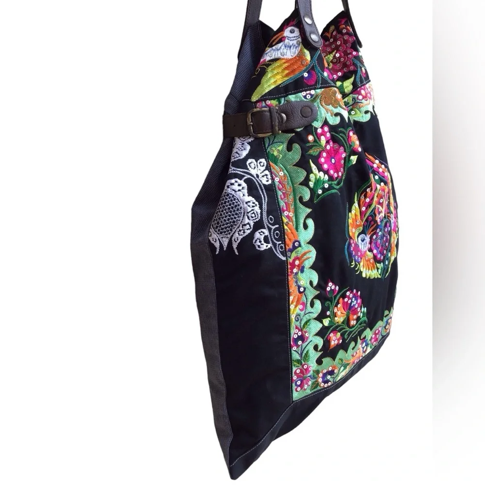 Wabags Boho Embroidered Large Tote - Picture 4 of 16